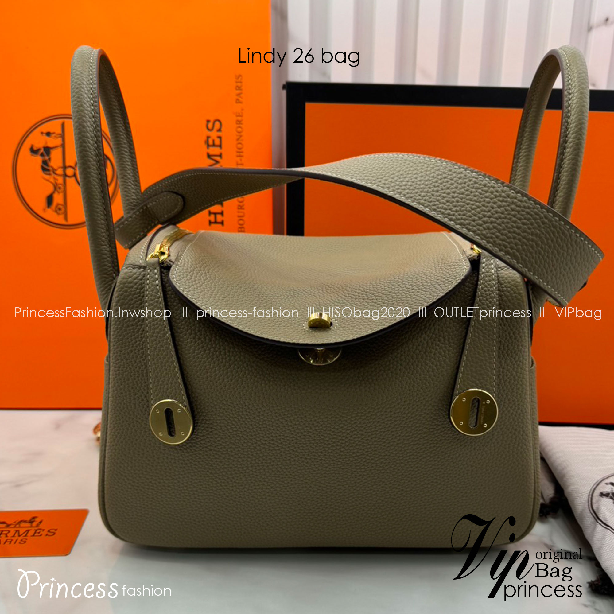 พร้อมส่ง 15 สี HERMES Lindy 26 bag กระเป๋าทรงโท้ทหนังสวยอย่างดี เอกลักษณ์ของความเรียบหรูไฮคลาสอย่างสมบูรณ์แบบ เกรดออริ สลับแท้ งานสวยตามรูป ใช้งานต่างประเทศได้