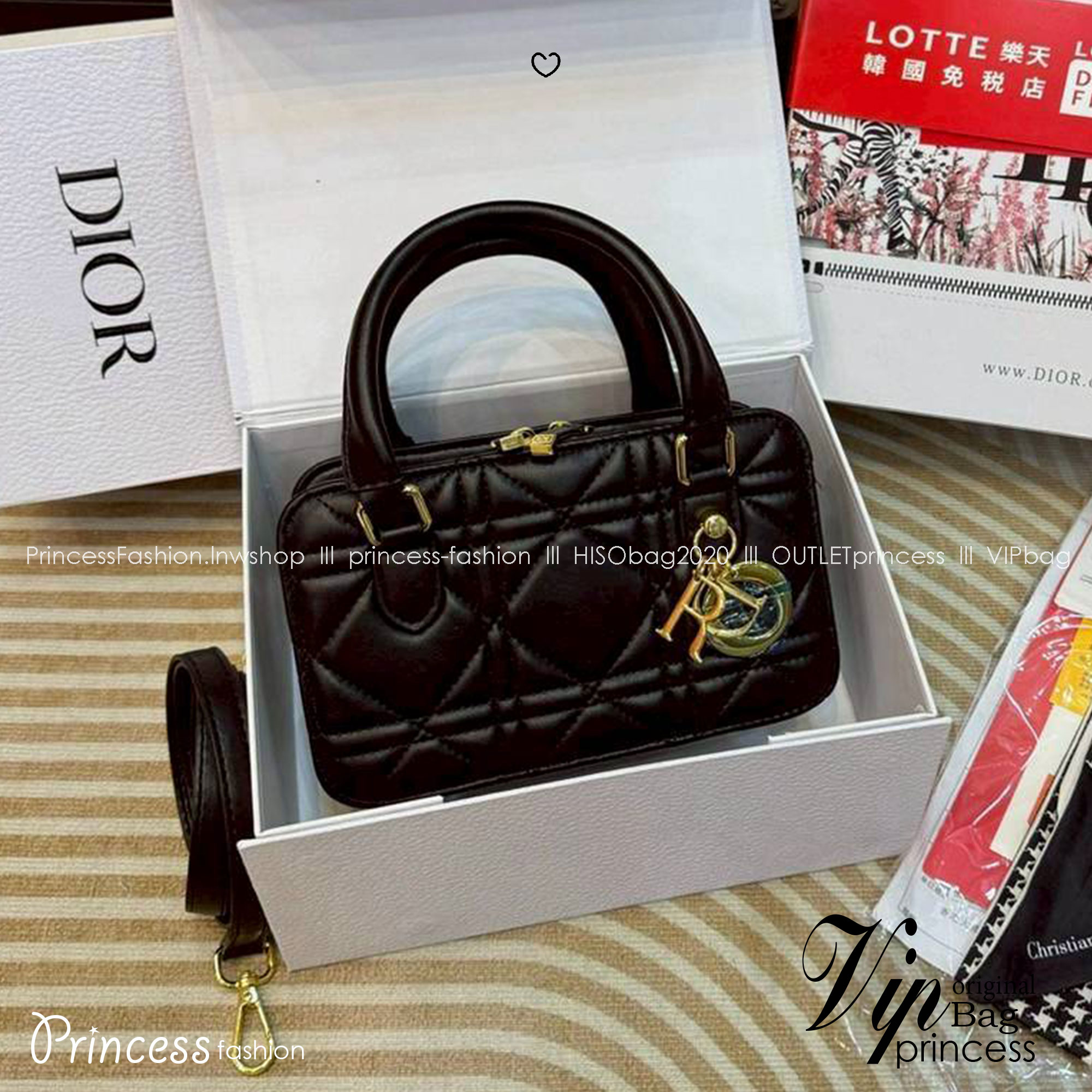 My Dior Mini 30 Montaigne tote bag ใหม่ล่าสุด กับกระเป๋าสะพายโฮโบมินิทรงโท้ท ที่ไม่ได้เล็กอย่างที่คิด เพราะใบนี้สามารถใส่ของสำคัญได้ครบ ดีไซน์สวยคลาสสิค