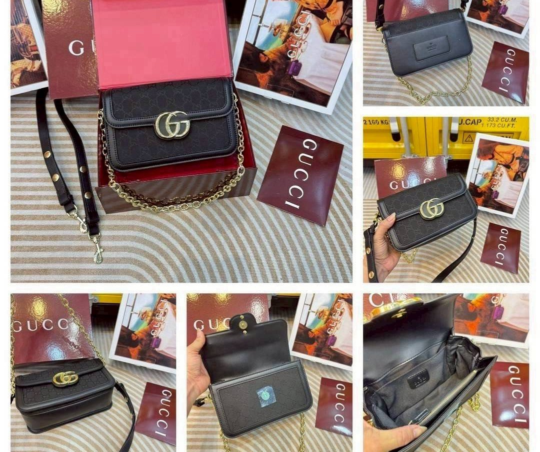 GUCCI Go small shoulder bag กระเป๋าสะพายไหล่ใหม่ล่าสุด พร้อมสาย 2 เส้น สายโซ่และสายหนังถอดได้ ทรงคลาสสิคสวยผู้ดี ตัวกระเป๋าเป็นงานผ้าทอลายโลโก้
