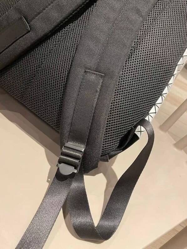 VIP GIFT 】BAOBAO ISSEY MIYAKE Kuro Daypack Backpack