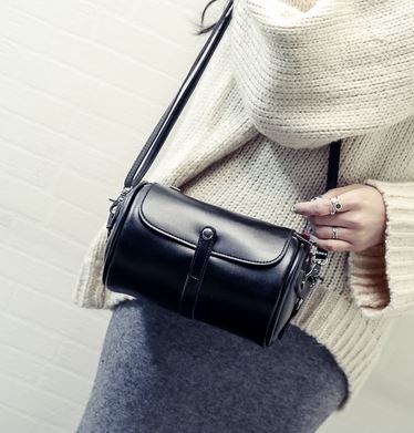 กระเป๋าสะพายข้าง ทรงกระบอก ขนาดกลาง กระเป๋าสะพาย แฟชั่น วัยรุ่น ทรงกระบอก หากแบบยาก ดีไซน์ สวยเท่ 151480