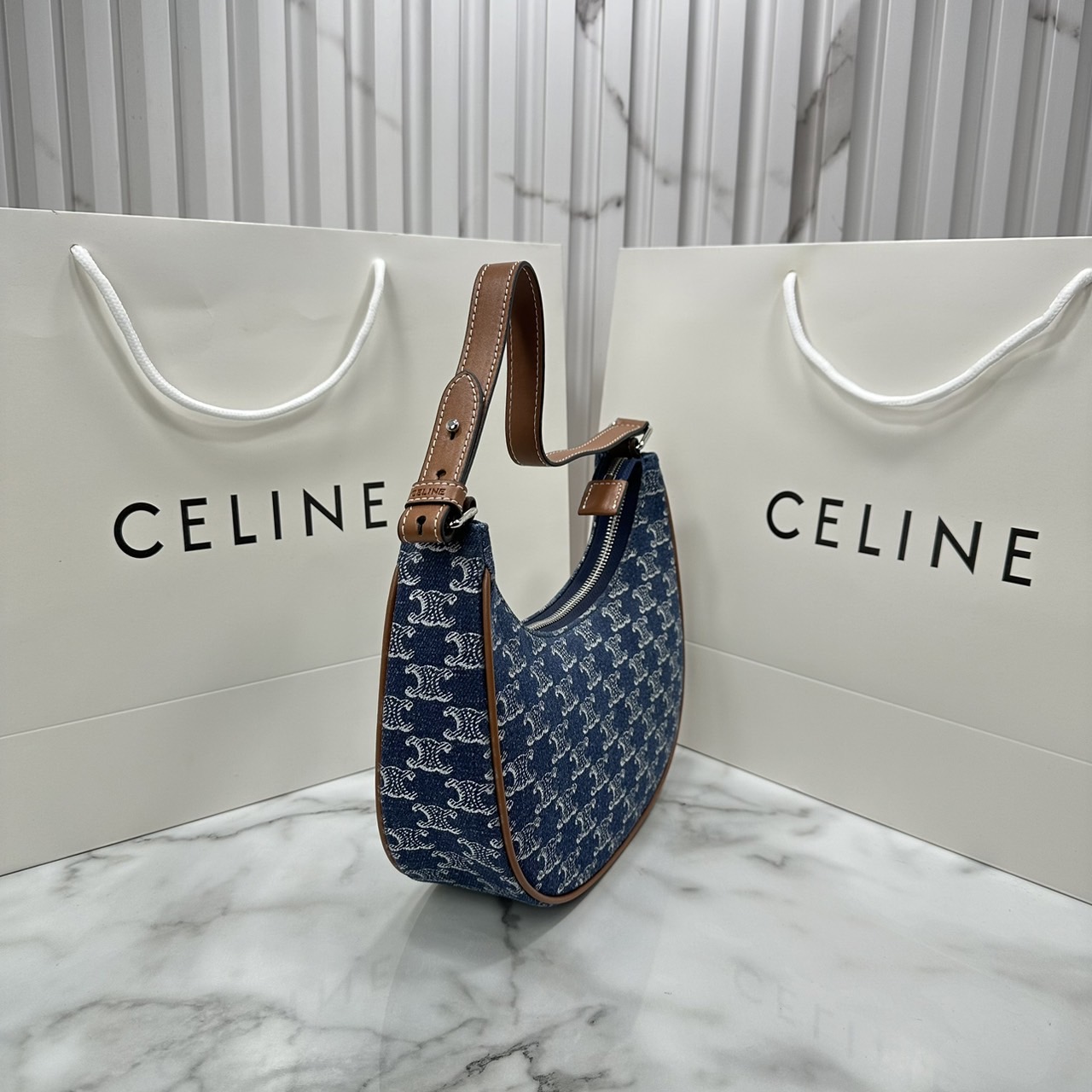 CELINE Ava Bag in DENIM WITH TRIOMPHE ALL-OVER กระเป๋าเอวาสะพายไหล่งานเดนิม เกรดออริ 1:1 ใช้งานต่างประเทศได้