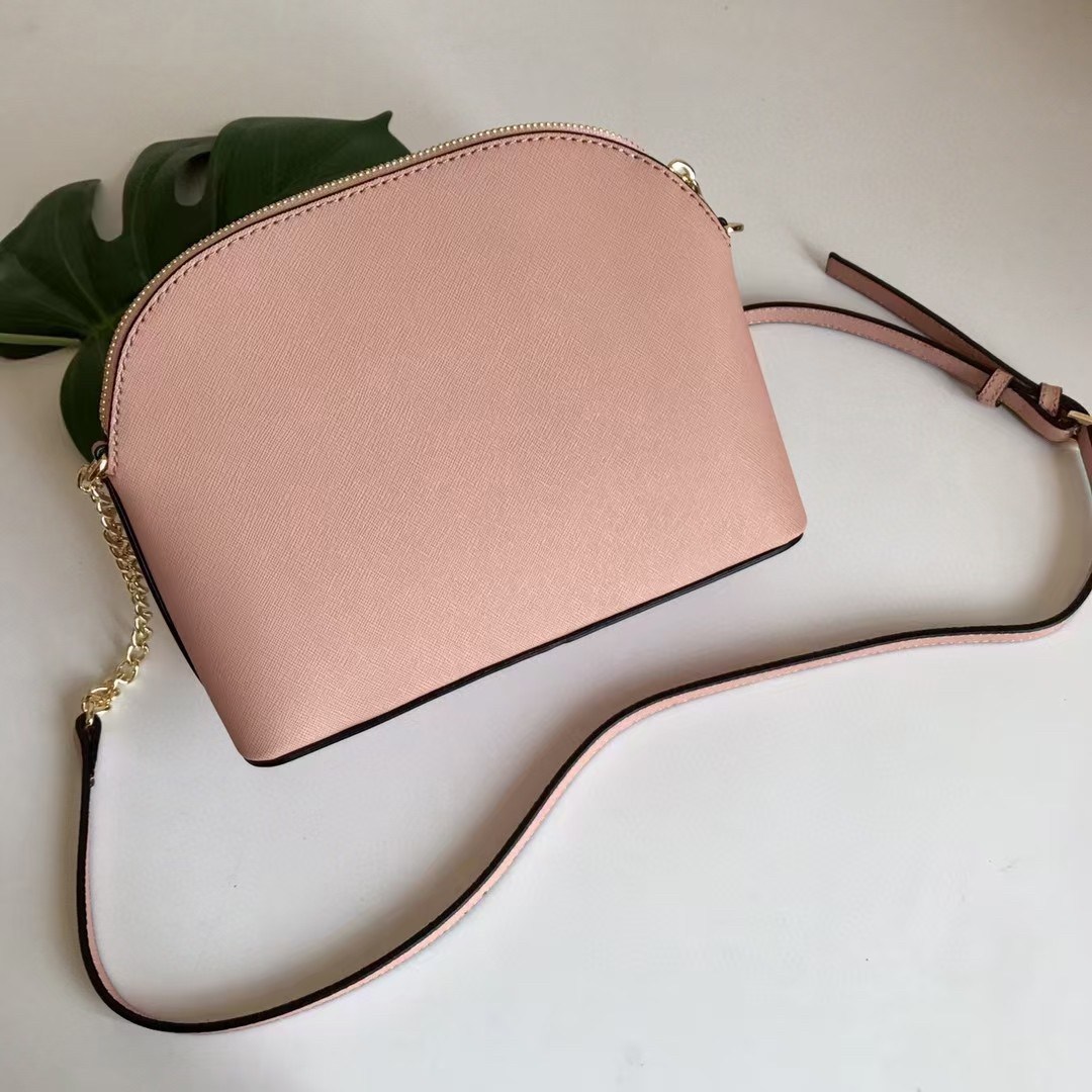 MICHEAL KORS CROSSBODY BAG กระเป๋าสะพายแบรนด์ดังทรงสุดฮิตหนัง SAFFIANO ทั้งใบ