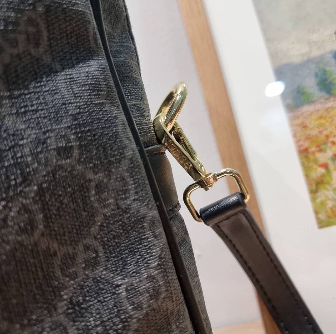 GUCCI BRIEFCASE / GG Supreme work bag / GG laptop bag / GG CLASSIC BRIEFCASE MESSENGER ไอเท็มสุดปัง!! ที่เหมาะสำหรับคนทำงานออฟฟิศมากๆ