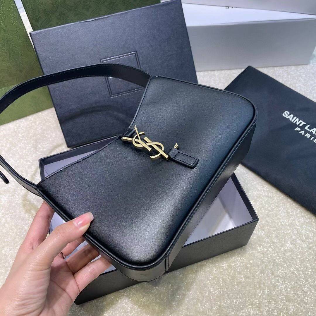 VIP 】หนังแท้ YSL SAINT LAURENT Le 5 à 7 leather shoulder bag