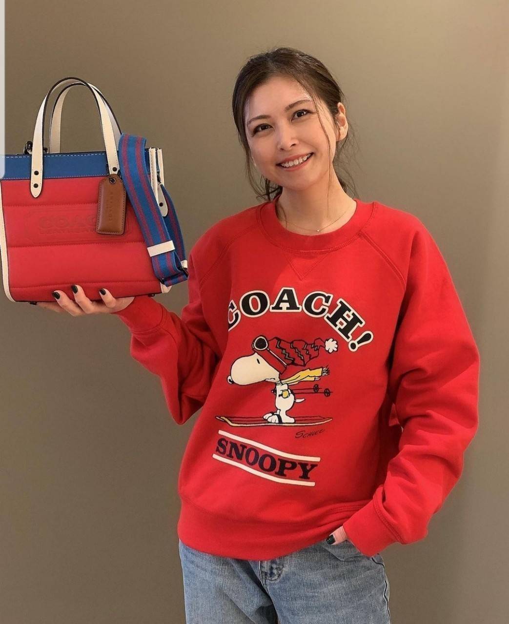 COACH CASUAL STYLE STREET STYLE 2WAY PLAIN LEATHER ELEGANT STYLE (C6958 C6852) 🌺 ที่สุด! ของที่สุด!! กระเป๋าถือ กระเป๋าสะพายรูปทรงสุดฮิต สุดคลาสสิค รุ่น UNISEX ที่ชิคๆ สบายๆ ได้ทั้งชายและหญิง// วัสดุหนังแท้ทั้งใบ ตัดเย็บด้วยหนังเนื้อนุ่มพิเศษ หนา 