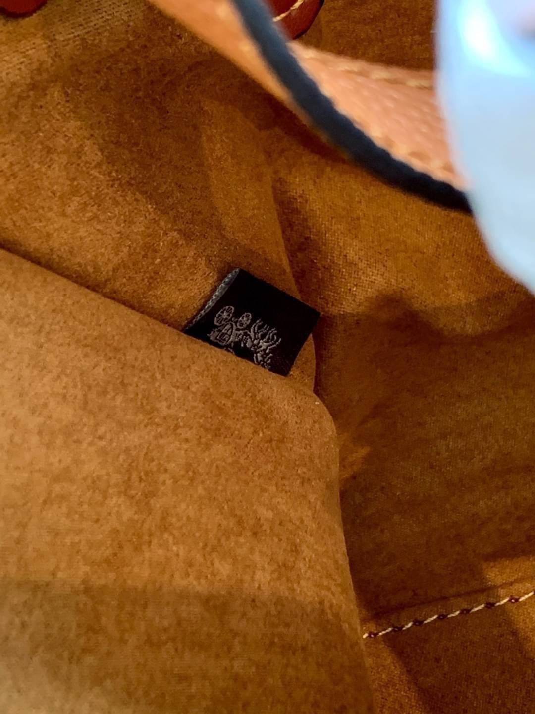 COACH FIELD TOTE 30 WITH HORSE AND CARRIAGE PRINTAND CARRIAGE BADGE 📣พร้อมส่งที่ไทย ใหม่ล่าสุด บอกเลยสีสวย สุดคลาสสิคมากๆ