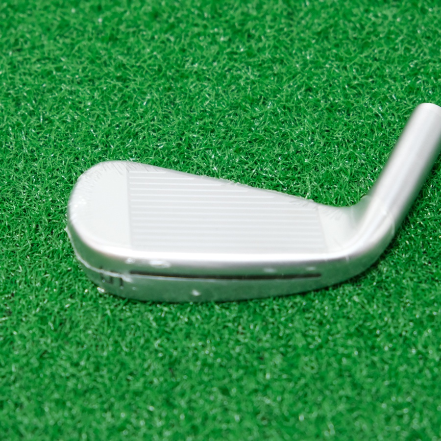 NEW TAYLORMADE P790 23.5° #5 IRON - HEAD ONLY