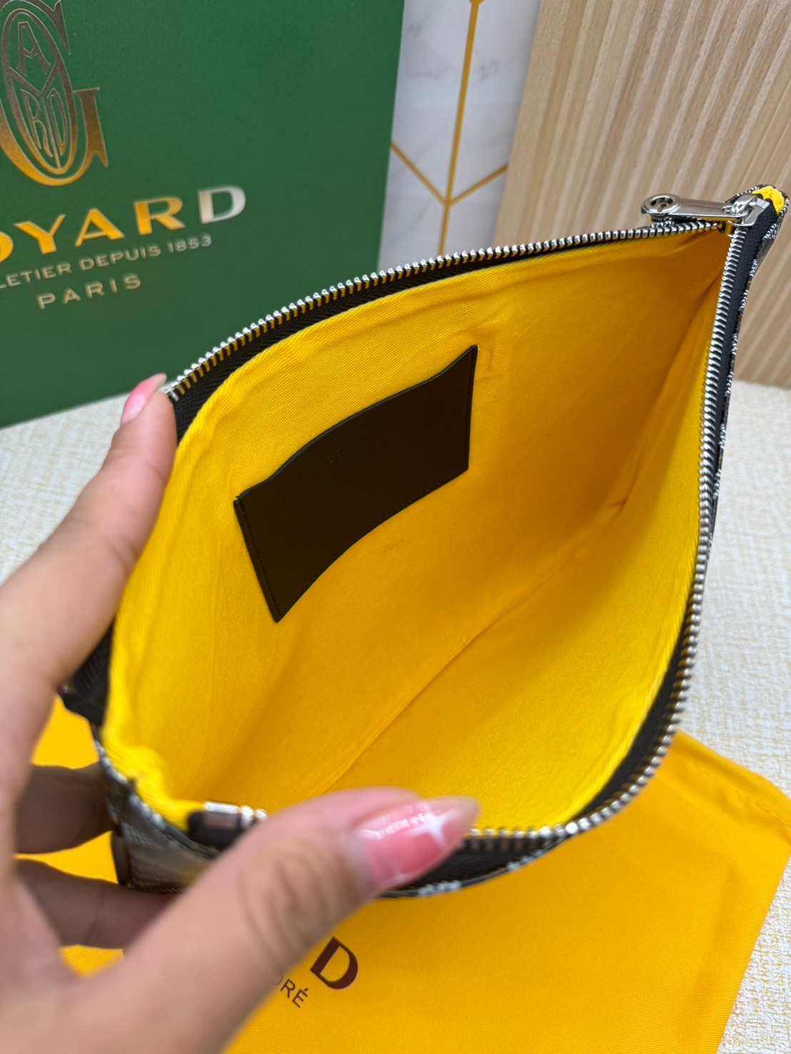 พร้อมส่ง GOYARD CLUTCH BAG unisex 30cm กระเป๋าคลัช ใช้ได้ทั้งชายหญิง เกรดออริ สลับแท้ 1:1 ใช้ต่างประเทศได้ ภาพถ่ายจากงานขายจริง