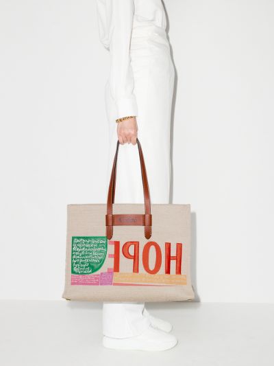 Medium : CHLOÉ Woody large leather-trimmed cotton-canvas tote corita kent tote 14” canvas Corita Kent large tote in embroidered artwork & shiny calfskin