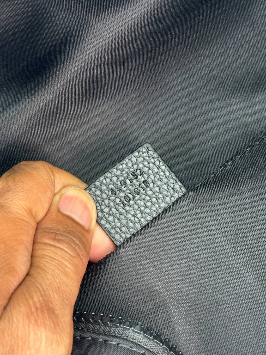 ORI หนังแท้ | GUCCI Nylon Belt bag Black กระเป๋าคาดอก คาดเอว ดีไซน์วินเทจ โทนสีดำสุดคลาสสิก