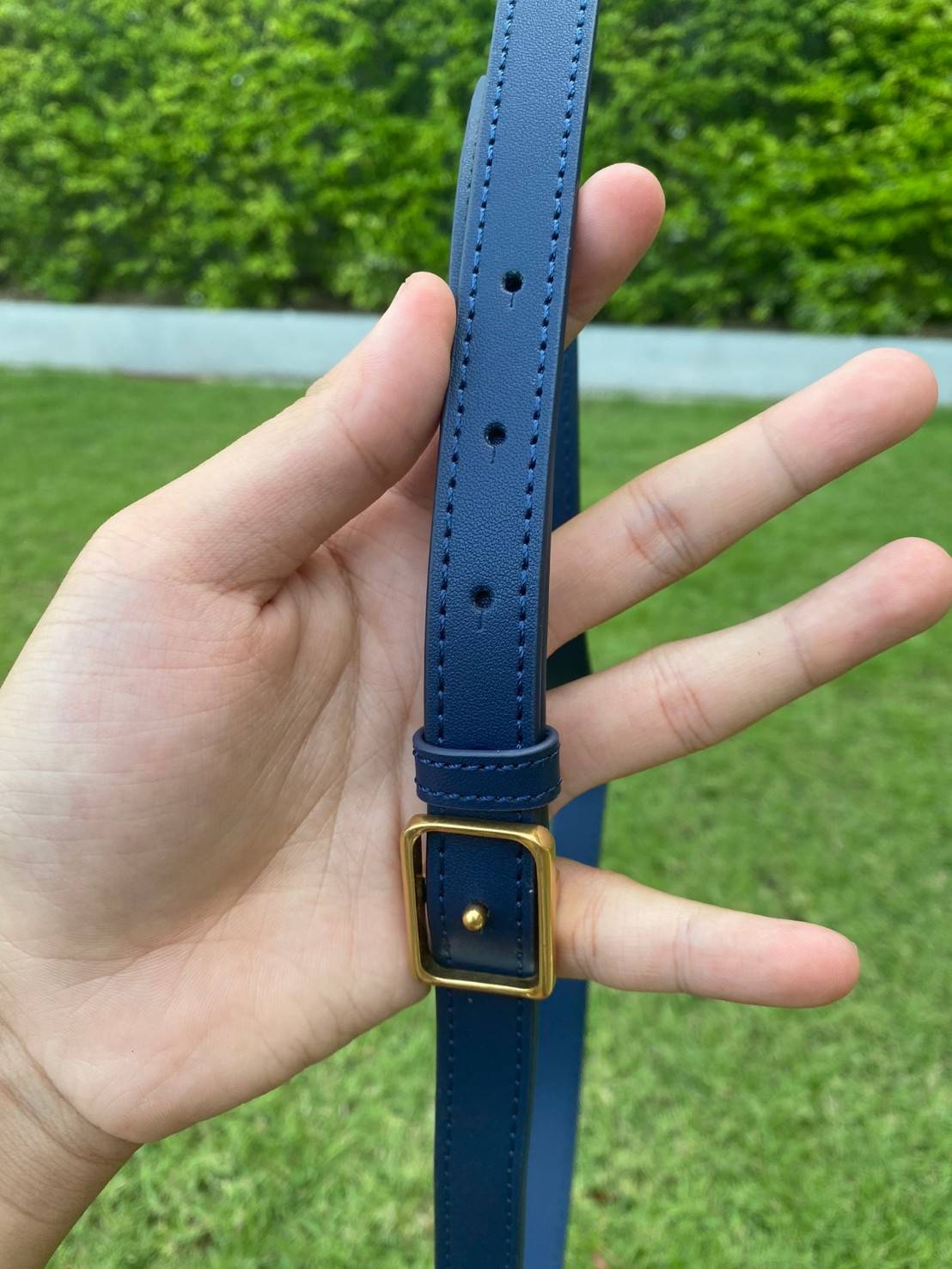 Tory Burch Eleanor Bag (รหัสรุ่น 84089) Collection ใหม่2021 ชนช็อป กระเป๋าสะพายcrossbody 💚สีเขียวเหนี่ยวทรัพย์วัสดุชั้นดี เปิดปิดด้วยแม่เหล็ก ภายในโล่งและมีช่องซิปด้านข้าง สายสะพายปรับระดัยสั้นยาวได้ตามใจชอบ รุ่นนี้สวยหรูไฮโซมาก ห้ามพลาดนะสาวๆ