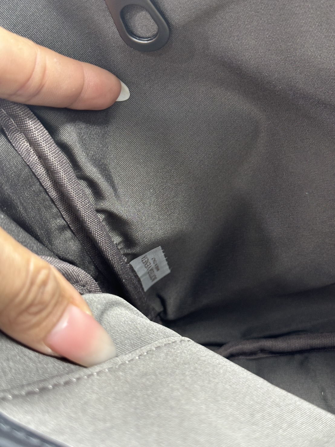 ORI หนังแท้ | Bottega Getaway Slim Intrecciato Leather Briefcase / Bottega Messenger Bag กระเป๋าใส่เอกสาร กระเป๋าทรงแมสเซ็นเจอร์ สวยเรียบหรูคลาสสิกเป็นเอกลักษณ์ โดดเด่นด้วยงานสานตาราง ดีไซน์เรียบง่าย แต่ดูแพง ไอเท็มสุดปัง!!