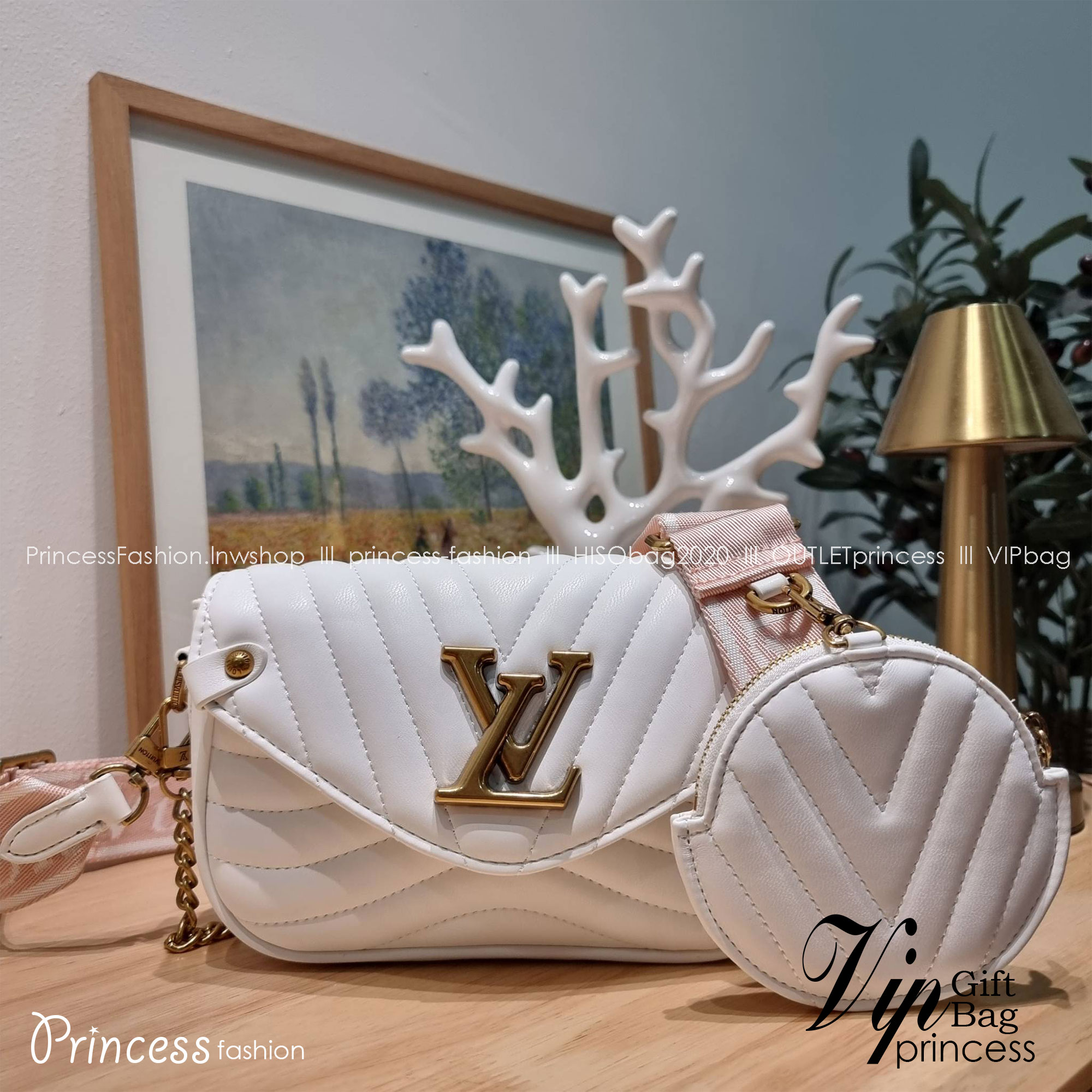 LV new wave pochette multi bag กระเป๋าสะพายมัลติฟังก์ชั่น มาพร้อม box set รับรองว่าดีงาม ลูกเล่นคลาสสิคผสานความวินเทจ