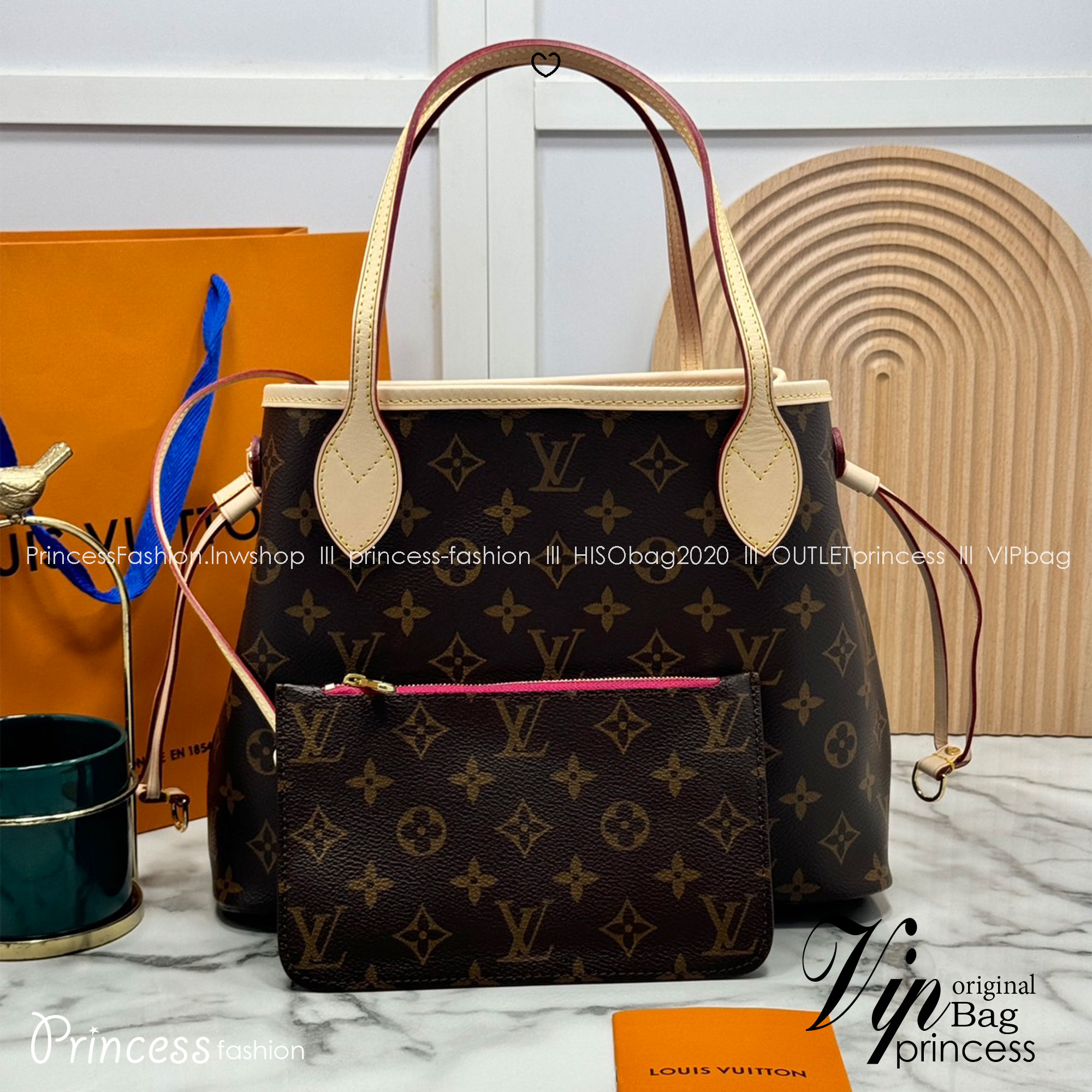 TOP ORI หนังแท้ | LV Neverfull PM bag Monogram Canvas กระเป๋าสะพายทรงโท้ท PM ดีไซน์คลาสสิกเหนือกาลเวลาเข้ากับดีเทลที่สืบทอดมายาวนาน Monogram แคนวาสแต่งขอบหนัง ดีไซน์พื้นที่ด้านในกว้างทว่าดูเพรียวบาง
