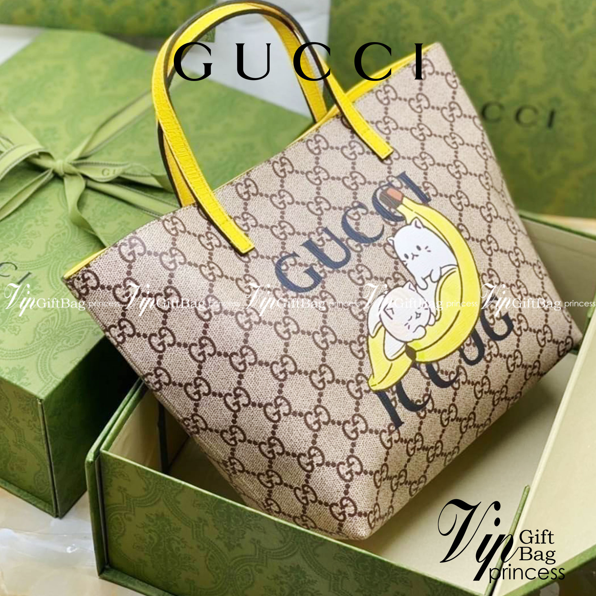 (รวมแบบ) หนังแท้ GUCCI Animal-Friendly Gucci Kid GG Supreme Tote Bag ลายใหม่น่ารักมากเลยค่าา งานหนังแท้ทรงตั้งสวย ขนาดกะทัดรัด จุของได้เยอะ ใช้ได้ทั้งเด็กและผู้ใหญ่ น่ารักมากค่ะ