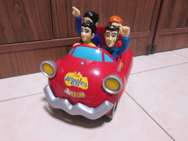 Play Along Wiggles Wiggle N Giggle Big Red Car (ของเล่นมือสอง)