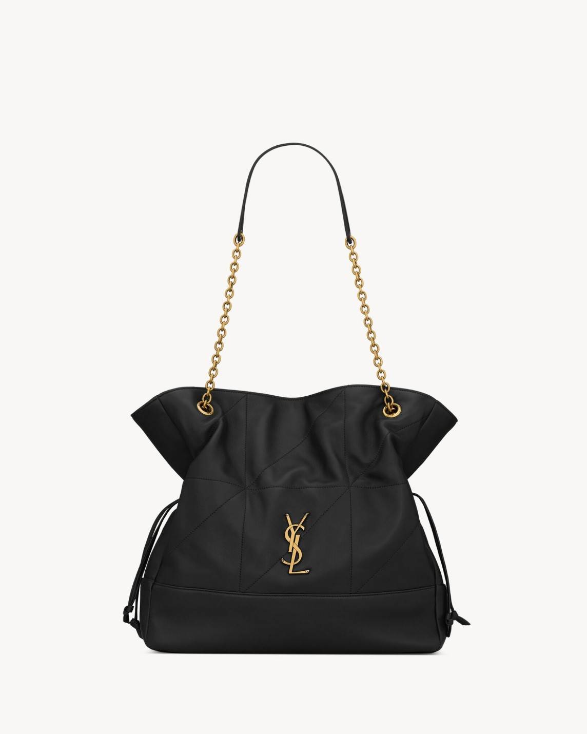 YSL jamie shopping bag ครบเครื่องตัวมัมเค้าใช้กัน ดีไซน์ใหม่! กับกระเป๋าสะพายใบใหญ่ เรียบหรู ดูปัง ดูแพง สีดำคลาสสิคตัดกับอะไหล่สีทองได้อย่างลงตัว