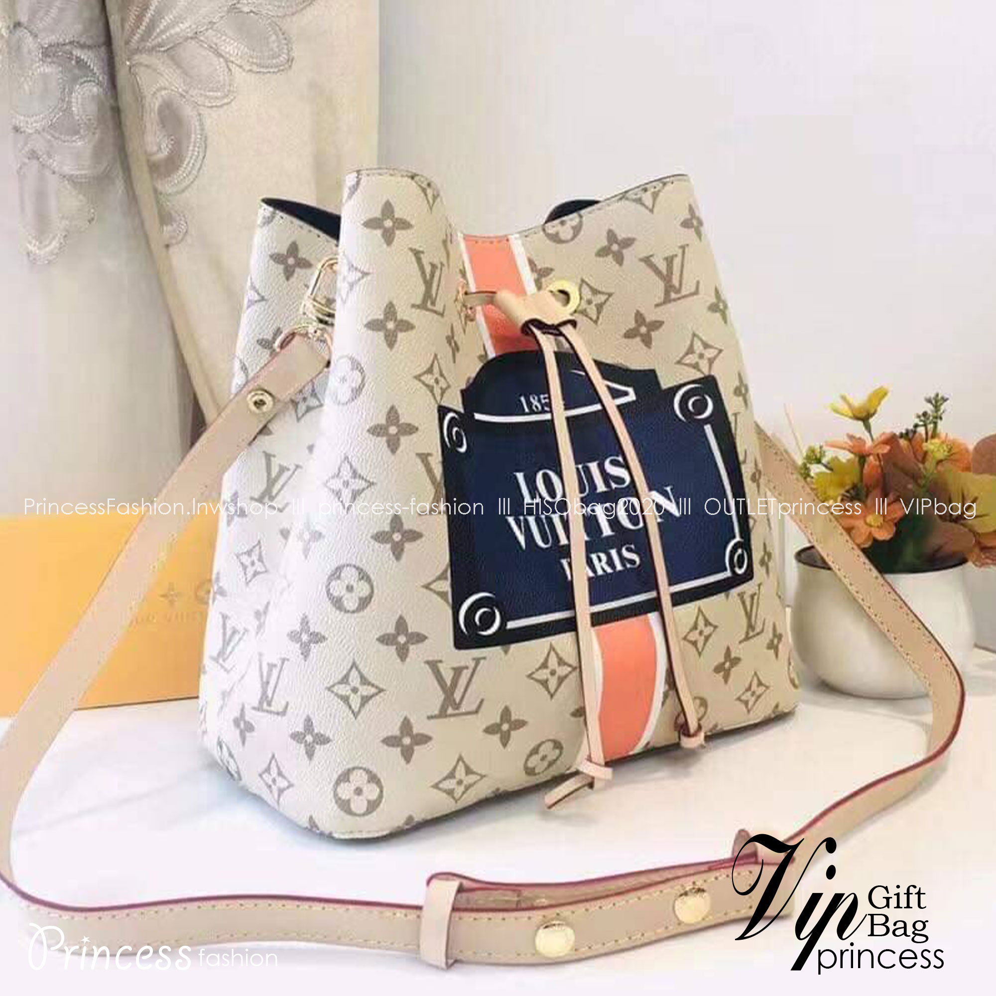 LV neonoe monogram canvas สีใหม่ อีกหนึ่งรุ่นท็อปฮิต ที่ไม่มีไม่ได้จริงๆ กับกระเป๋าสะพายทรงบัคเก็ตใบใหญ่ โดดเด่นและเป็นเอกลักษณ์ด้วยการตกแต่งลายพิมพ์เฉพาะลงบนผืนหนัง