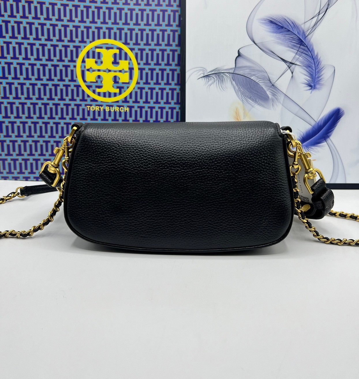 Tory Burch Britten Convertible Crossbody Bag กระเป๋าสะพายดีไซน์เรียบหรู เกรดออริ สลับแท้ 1:1 ใช้งานต่างประเทศได้