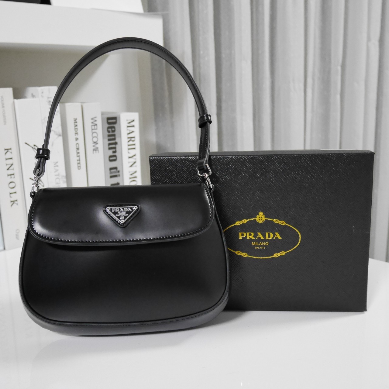 PRADA CLEO BRUSHED LEATHER SHOULDER BAG กระเป๋าทรงสวยยอดฮิต ทรงสะพายไหล่สวยหรูอยู่ทรง หนังเรียบเงาหรูสุดคลาสสิก