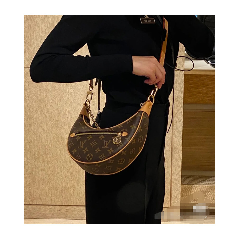 หนังแท้ LOUIS VUITTON LOOP BAG / LV MONOGRAM LOOP พร้อมส่งที่ไทย กระเป๋าสะพายรูปทรงกะทัดรัดและสายโซ่สำหรับสะพายไหล่ รวมถึงสายหนังแบบสะพายข้าง กระเป๋าซิปด้านหน้าปิดด้วยตัวดึงซิป LV Circle งานหนังแท้ทั้งใบ ออริจินอลเกรด ภาพสินค้าถ่ายจากงานขายจริง ใช้งานต่าง