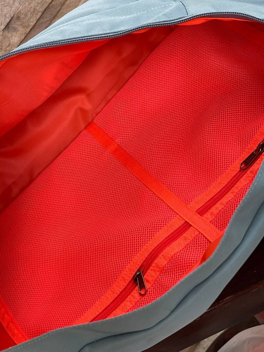 Nike Tech hip pack กระเป๋าคาดเอว Nike Tech รุ่นใหม่ชนช้อป!! ให้คุณหยิบใช้อุปกรณ์กีฬาและพกพาได้อย่างง่ายดาย