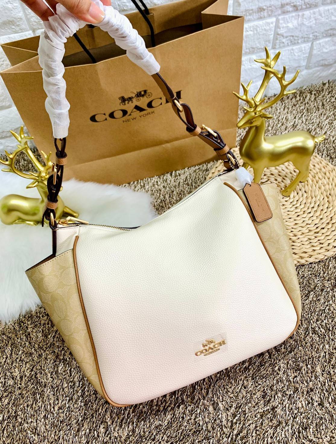 สินค้าออกใหม่ พร้อมคอลเลคชั่นสีใหม่ล่าสุดค่ะ! COACH RORI SHOULDER BAG ((C2855)) พร้อมส่งที่ไทย สวยก่อนใครแน่นอนค่ะ! กระเป๋าสะพายไหล่ หนังแท้ชั้นดีที่สุด หนังนิ่ม ทรงสวย หลงรักแน่นอนค่ะ😘
