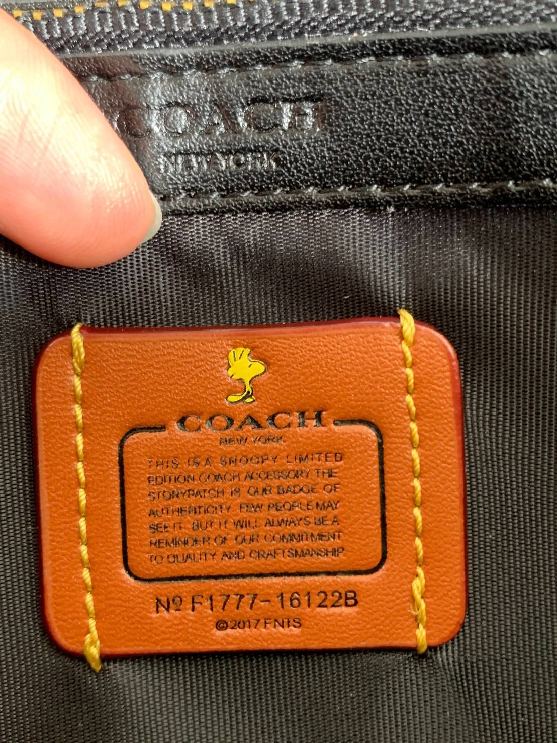 ของแท้ 💯% COACH ZIP WALLET SNOOPY LIMITED ((16122B)) พร้อมส่ง!! กระเป๋าเงินใบยาวซิปรอบ หนังแท้ลายหนังสวย