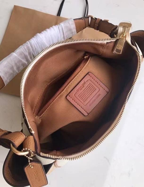 สินค้าออกใหม่ พร้อมคอลเลคชั่นสีใหม่ล่าสุดค่ะ! COACH RORI SHOULDER BAG ((C2855)) พร้อมส่งที่ไทย สวยก่อนใครแน่นอนค่ะ! กระเป๋าสะพายไหล่ หนังแท้ชั้นดีที่สุด หนังนิ่ม ทรงสวย หลงรักแน่นอนค่ะ😘