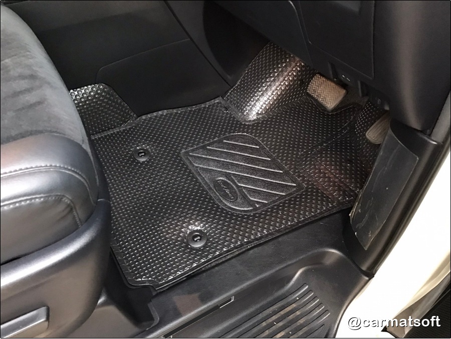 พรมกระดุมเม็ดเล็กรีดขอบTOYOTA ALPHARD ปี2016-20 สีดำ สวยงาม ทนทาน เข้ารูป เต็มคัน