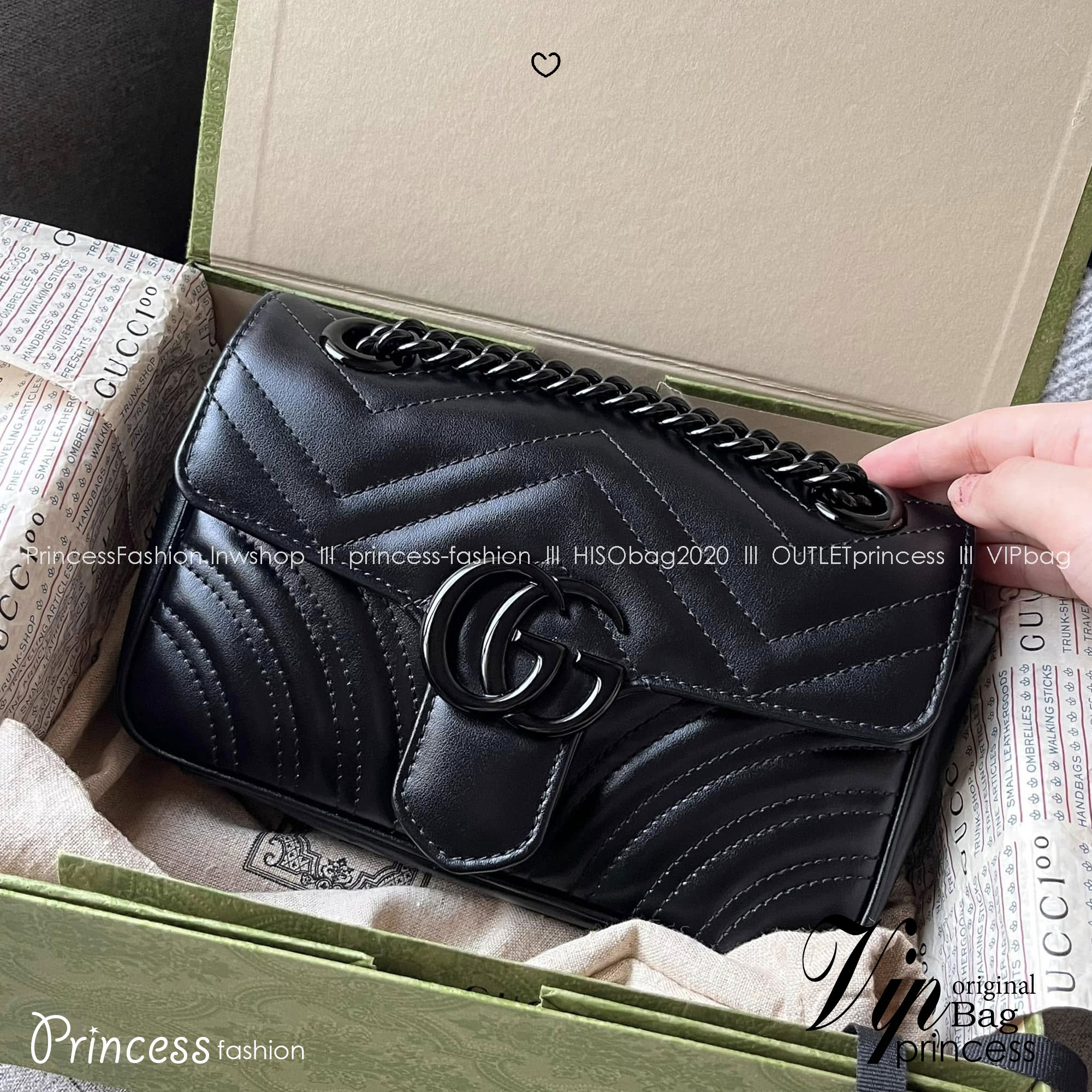 GUCCI GG Marmont medium shoulder bag 🖤 กระเป๋าสะพายข้างรุ่นคลาสสิค ดีไซน์ใหม่ อะไหล่ดำ สะพายขับผิว ดูแพง อัพลุคได้สบายๆ เปิด-ปิดด้วยตัวกดล็อคแน่นหนา ด้านหลังดีไซน์รูปหัวใจ