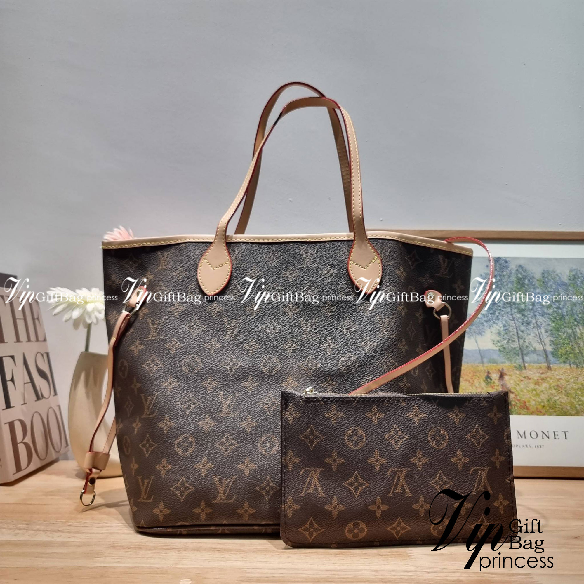 LV Neverfull Monogram / LV 2IN1 TOTE SET กระเป๋าสะพายไหล่ใบใหญ่ทรง tote มาพร้อมใบลูก คลาสสิคที่สุด เป็นอีกรุ่นที่มีคนใช้กันทั่วบ้านทั่วเมือง ฮิตแบบไม่ต้องพูดเยอะ