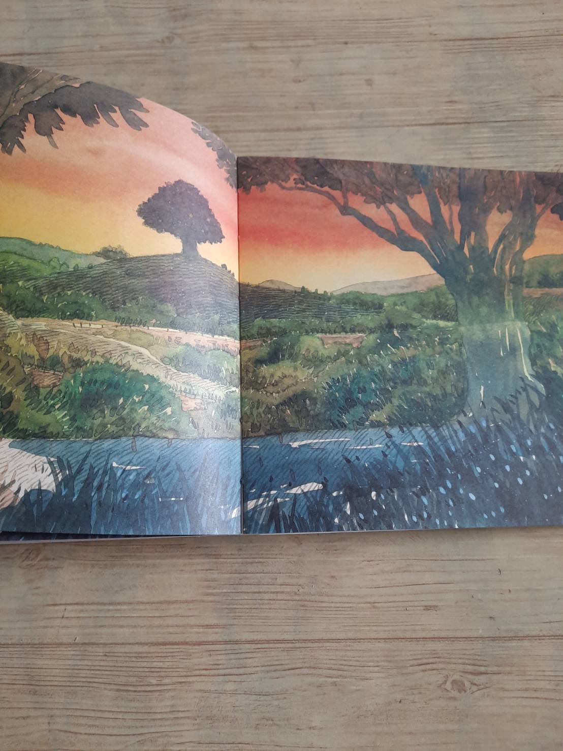 ท้องฟ้าของวันวาน (Sky of Yesterday) ศศิ วีระเศรษฐกุล เรื่องและภาพ***สินค้าหมด***