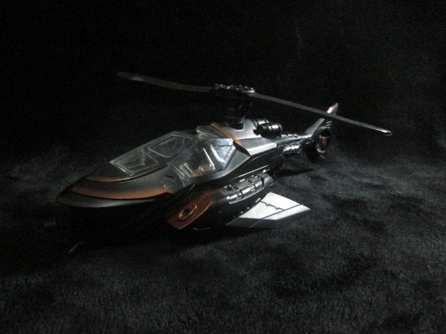 RARE GENUINE BATMAN BEGINS DARK KNIGHT RISES HELICOPTER by TM&DC โมเดลซุปเปอร์ฮีโร่มือสอง