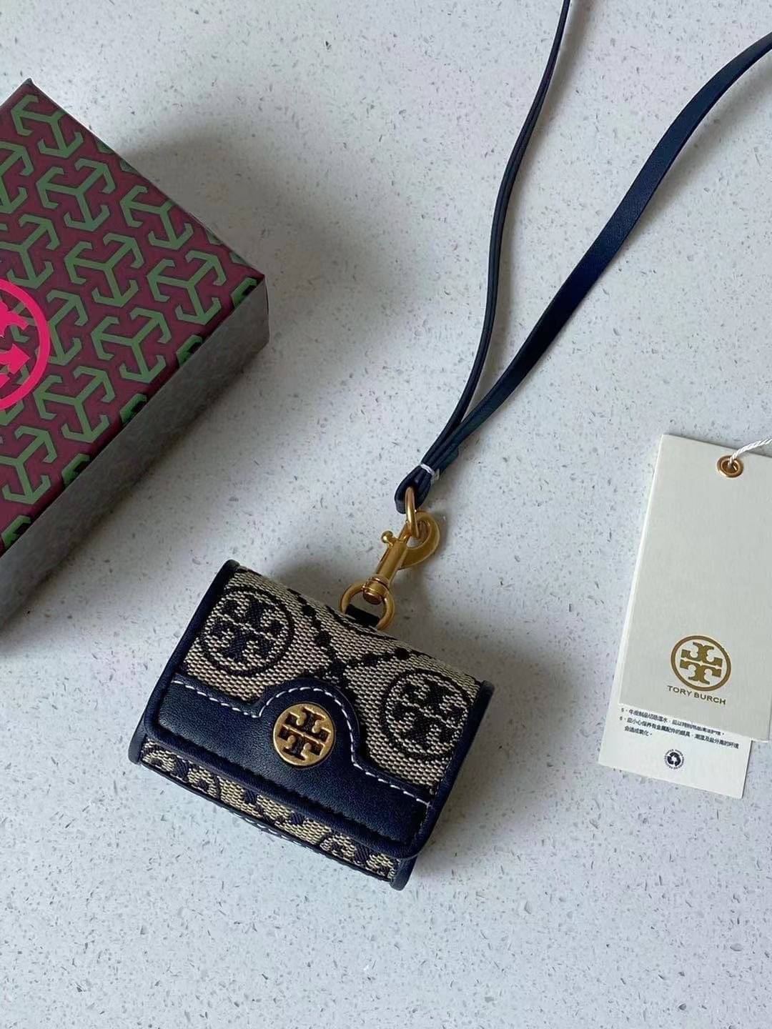 TORY BURCH T Monogram Jacquard AirPods Case พร้อมส่ง