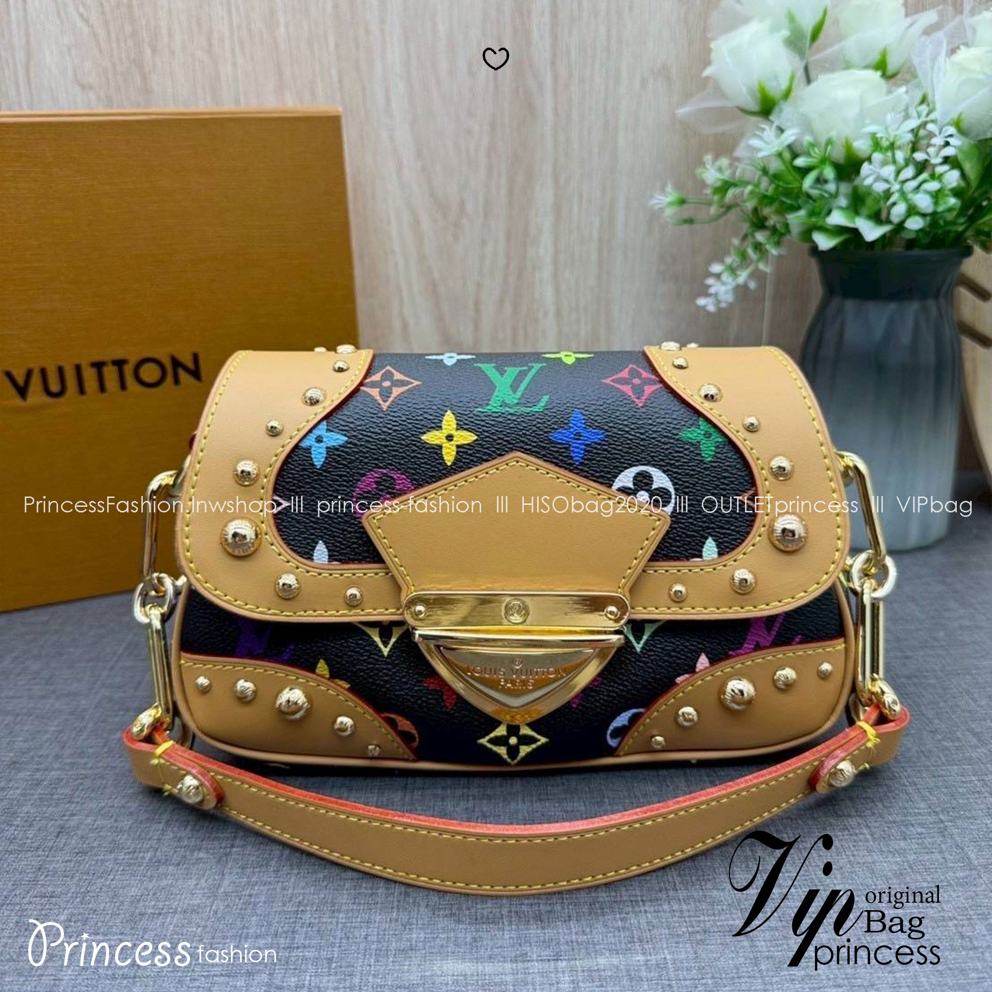 ORI หนังแท้ | Lv Marilyn White Multicolor Monogram Canvas Shoulder Bag กระเป๋าสะพายสไตล์วินเทจ ดีไซน์สีสันสดใสน่ารัก มีชีวิตชีวา โดดเด่นด้วยตัวล็อคด้านหน้าแบบกดขนาดใหญ่ จะถือแบบคล้องแขนหรือสะพายไหล่ก็ได้