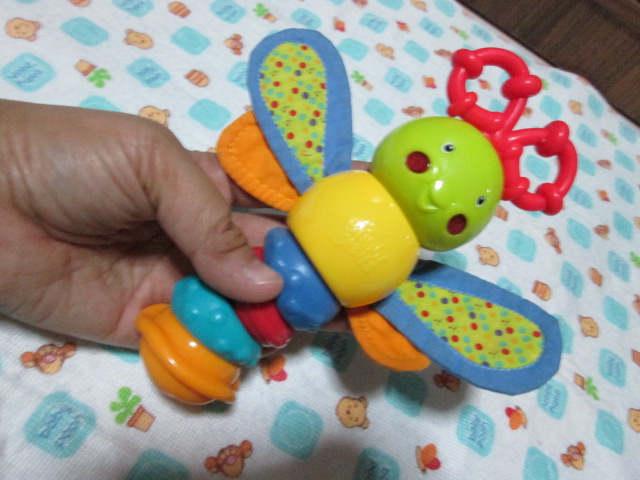 Bright Starts Butterfly Developmental toys มีเสียงมีไฟค่ะ (ของเล่นเสริมพัฒนาการสำหรับเด็กมือสอง)
