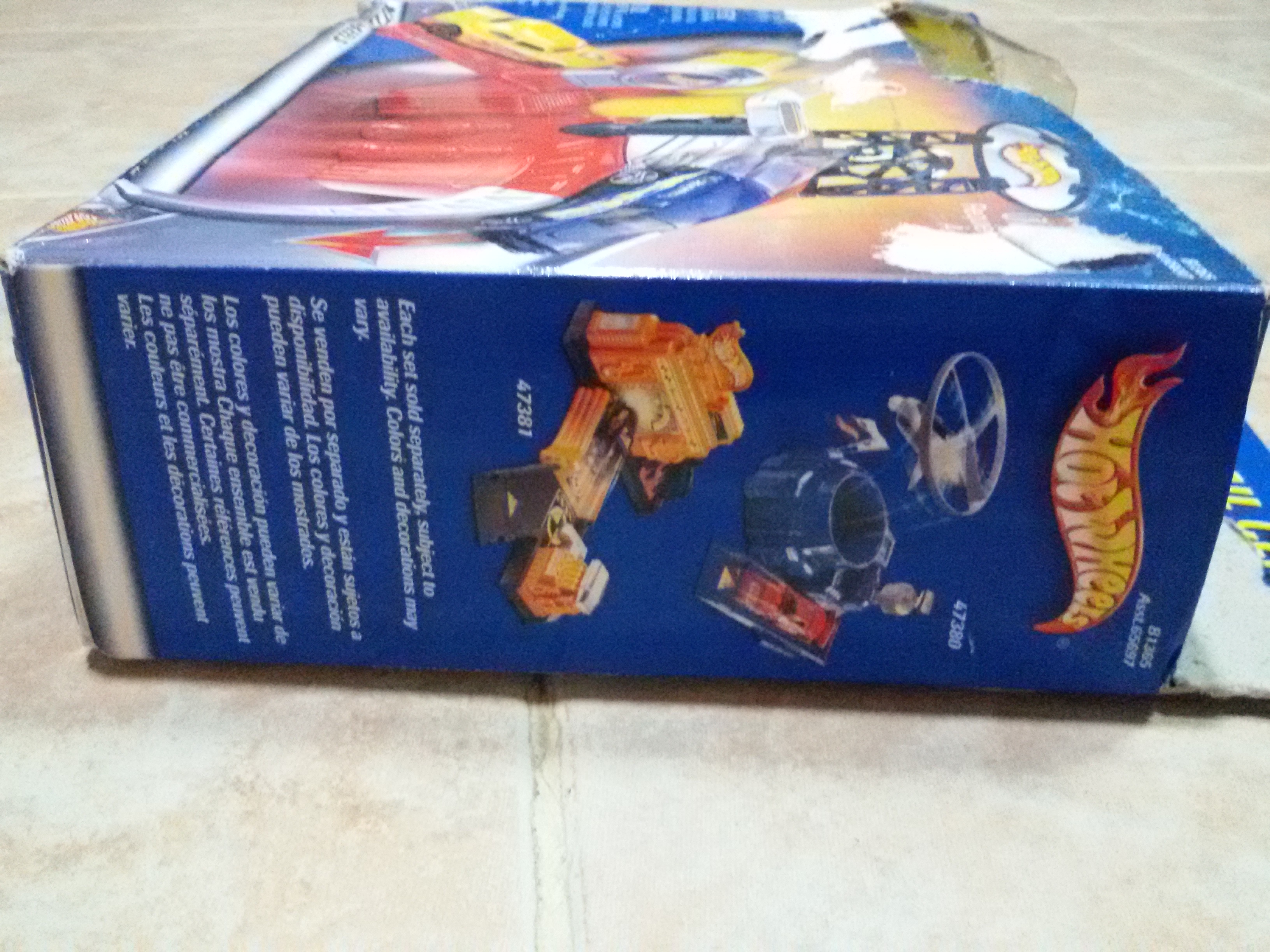 Hot Wheels Detail Center Playset รางรถฮีอตวิลมือหนึ่งกล่องไม่สวยค่ะ