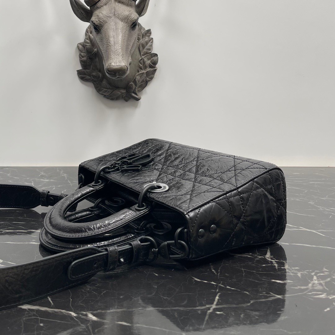 Lady D-Sire My ABCDior กระเป๋าสะพายดิ-ออร์ รุ่นใหม่ งานหนังสวยมาก เกรดวีไอพี ท็อปออริจินอล สลับแท้ 1:1 เกรดดีสุด