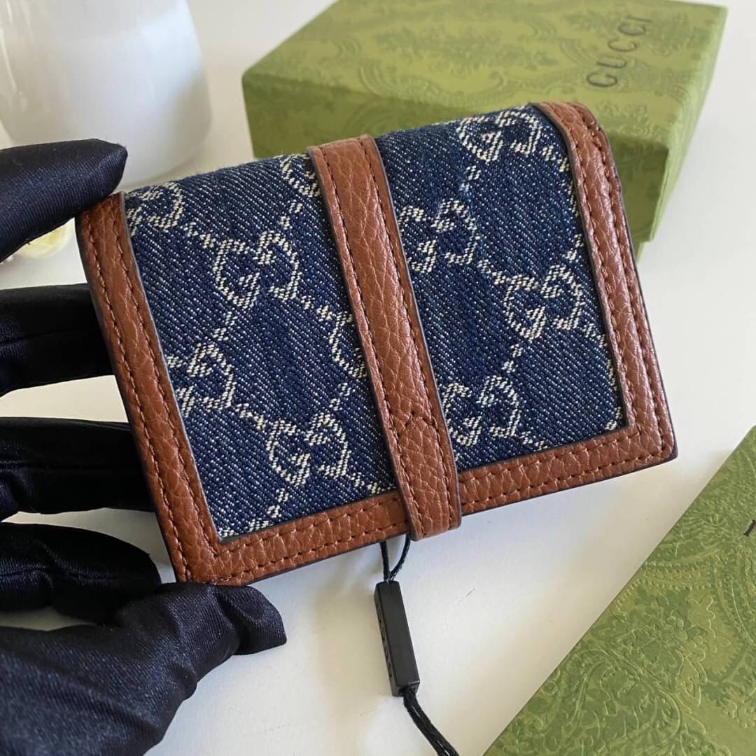 หนังแท้ GUCCI horsebit wallet / GUCCI Jackie wallet / GUCCI WALLET พร้อมส่งที่ไทย กระเป๋าสตางค์รุ่นยอดนิยม งานหนังแท้ทั้งใบ ภาพสินค้าถ่ายจากงานขายจริง ใช้งานต่างประเทศได้ สวยๆ กันแล้ววันนี้ ใบนี้ must have..ค่ะ.!!