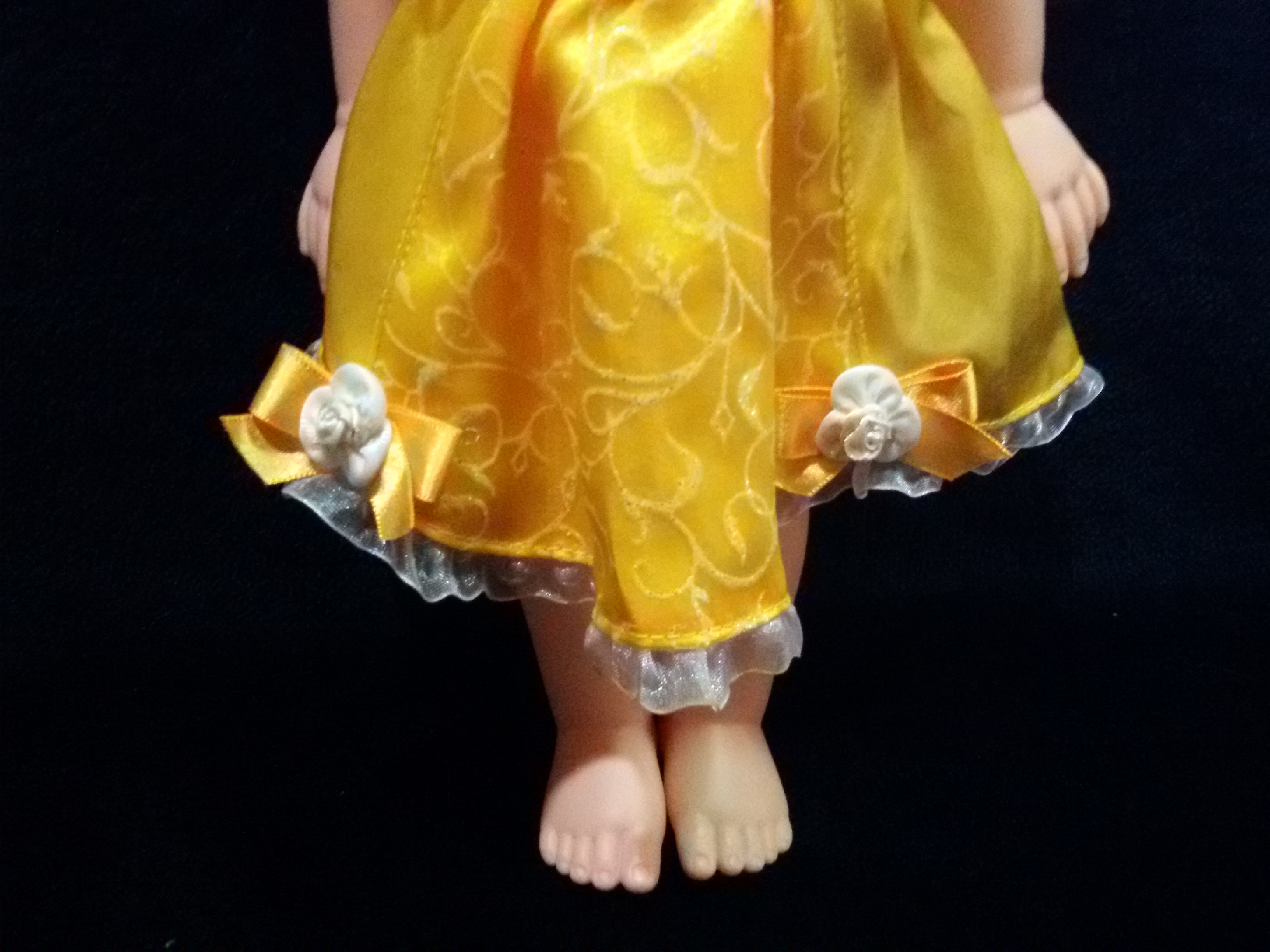 ตุ๊กตา My First Disney Princess Toddler Doll - Belle มือสองสภาพดีค่ะ