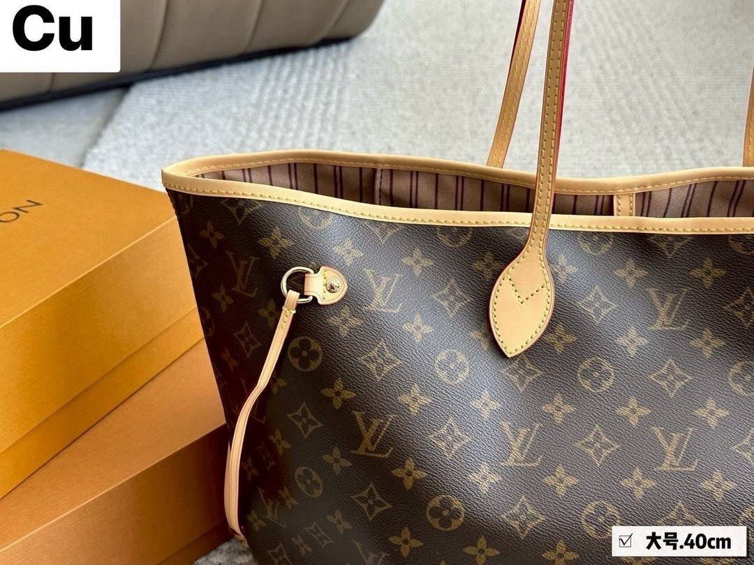พร้อมส่ง 4 สี | LV Neverfull GM bag กระเป๋าสะพายทรโท้ทใบใหญ่ จุได้แบบไม่จำกัด ไซส์หายากไซส์ตามหา ใหญ่จริงแบบจุใจ มาพร้อมใบลูก สะพายไปเที่ยวต่างจังหวัดคือดีงามมากจ้า