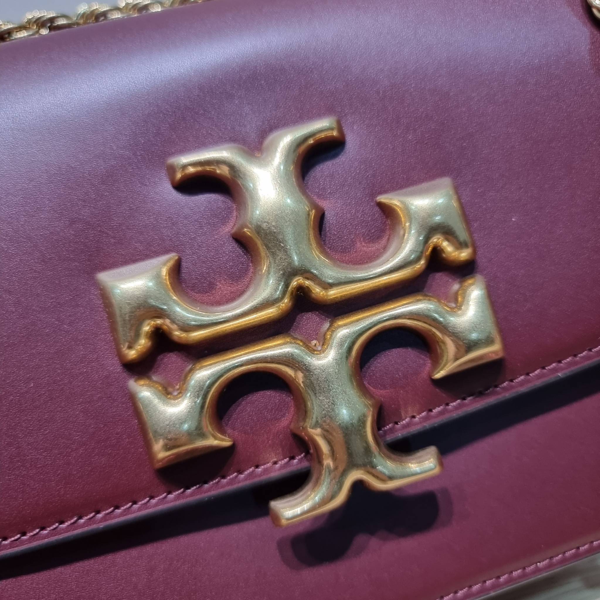 Tory Burch Bag / TORY BURCH ELEANOR SMALL CONVERTIBLE SHOULDER BAG ฮอตไอเท็ม รุ่นนี้ขายดีขายหมด สวยหรู คุณหนู ผู้ดี!! หายากมากแล้วน้า