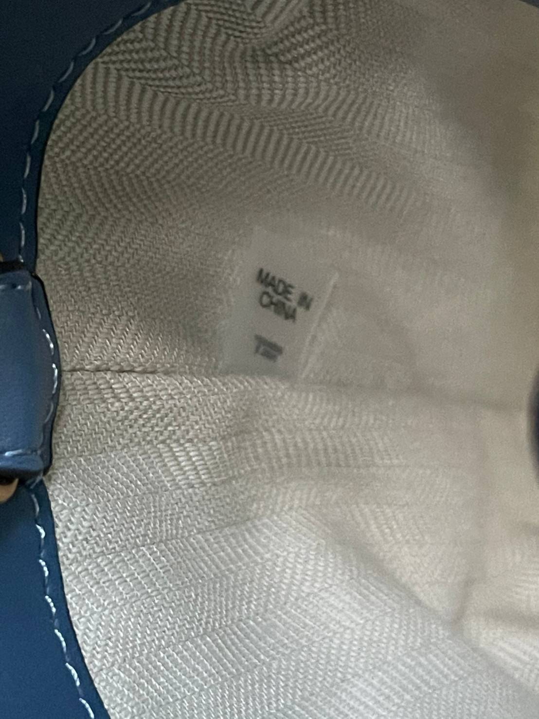 ของแท้ 💯% Tory burch miller mini bucket bag กระเป๋าทรงคลาสสิคจากTory burch มาพร้อมกับรูปทรงถัง ขนาดน่ารักกำลังดี