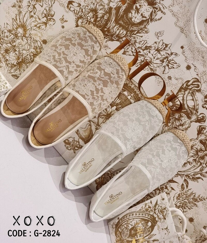 Valentino คัชชู ลูกไม้ ใส่สบาย ไม่อัพ หน้ากว้าง แมทส์ชุดง่าย น้ำหนักเบา ขอบรอบแต่งเชือกปอฟาง สวยเก๋