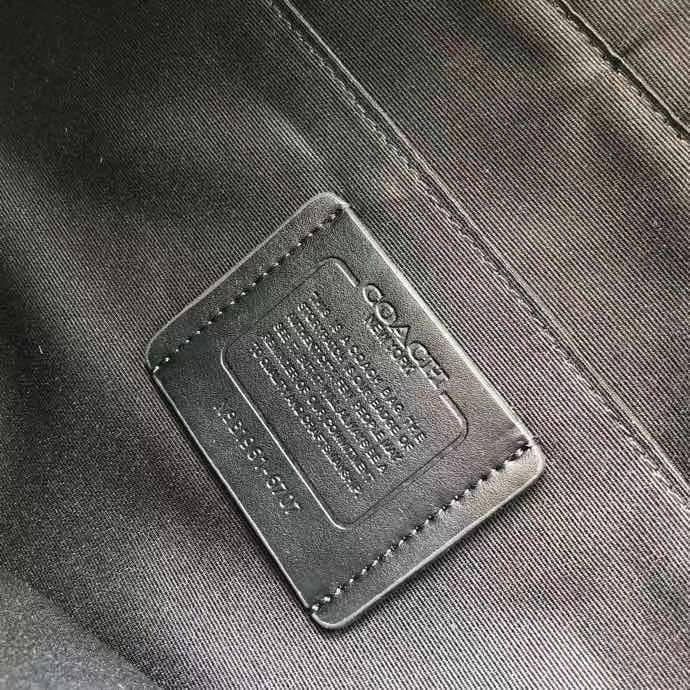 COACH GRAHAM STRUCTURED TOTE IN SIGNATURE CANVAS WITH VARSITY STRIPE C3232