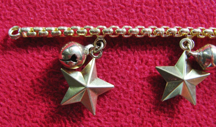 สินค้าจองค่ะ สร้อยข้อมือทองเหลือง+จี้รูปดาวค่ะ