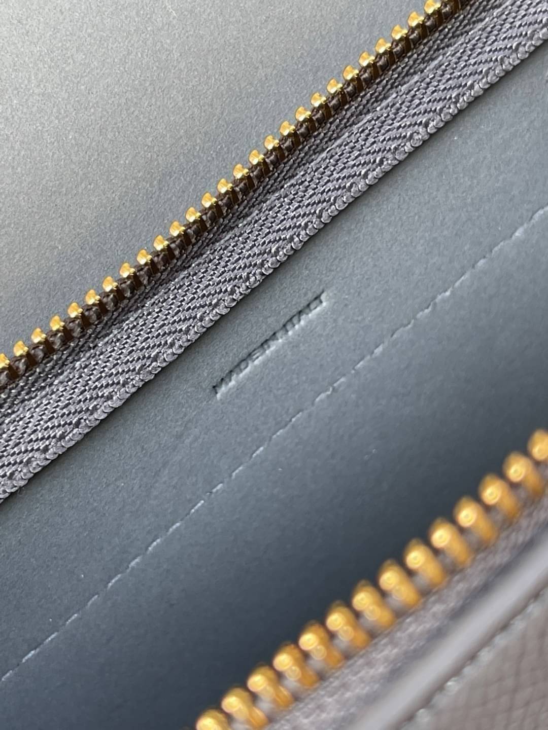 CELINE NANO BELT BAG / Celine Belt Bag กระเป๋าถือที่มีสไตล์มินิมอล และดูเรียบง่าย แต่หรูหรา