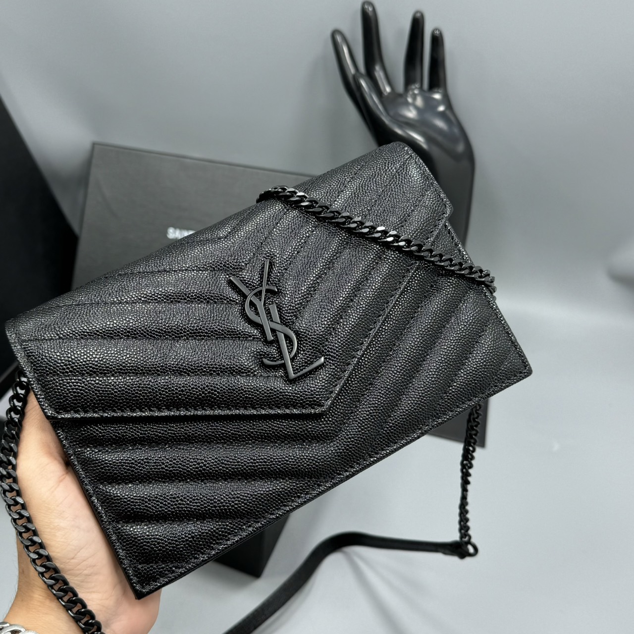 YSL Envelope WOC 7.5 Wallet on chain / YSL Clutch Bag 7.5" กระเป๋าสะพายรุ่นยอดนิยม เกรดหนังคาเวียร์สวยเต็มใบ เกรดออริ 1:1 ใช้งานต่างประเทศได้